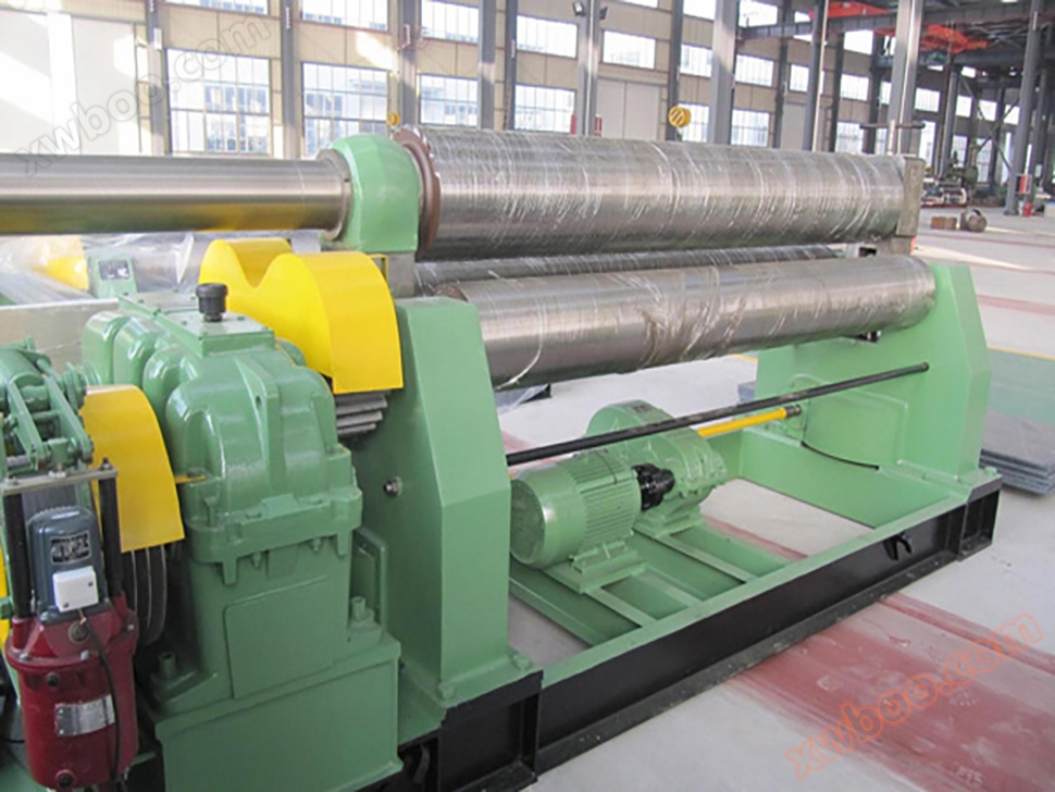 W11-20x2000 Symetryczna maszyna do zwijania płyt trójrolkowych